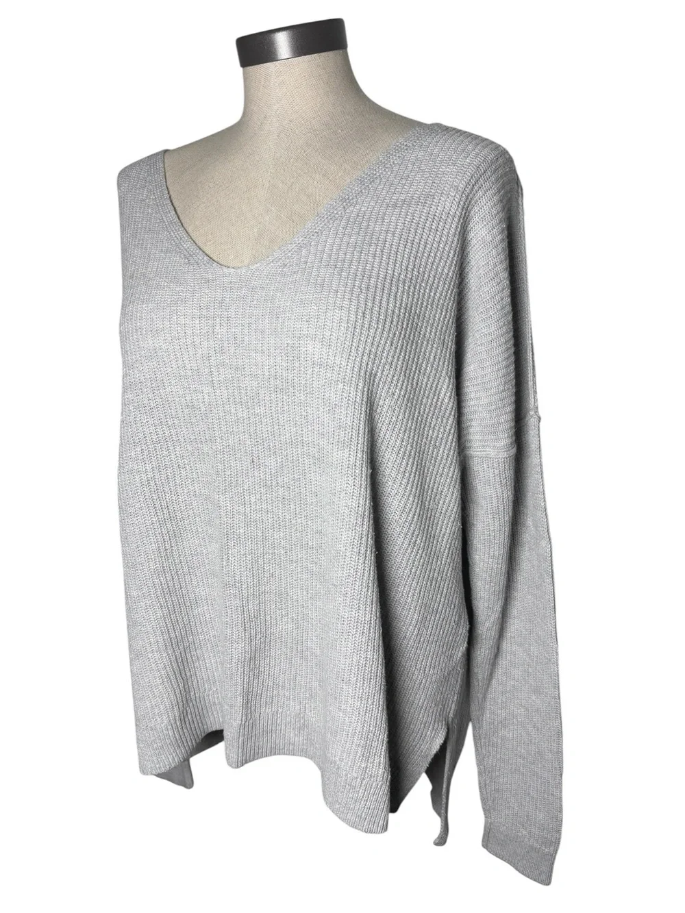 Abercrombie & Fitch Gray Ribbed Knit V Neck Oversized Sweater Women’s Large